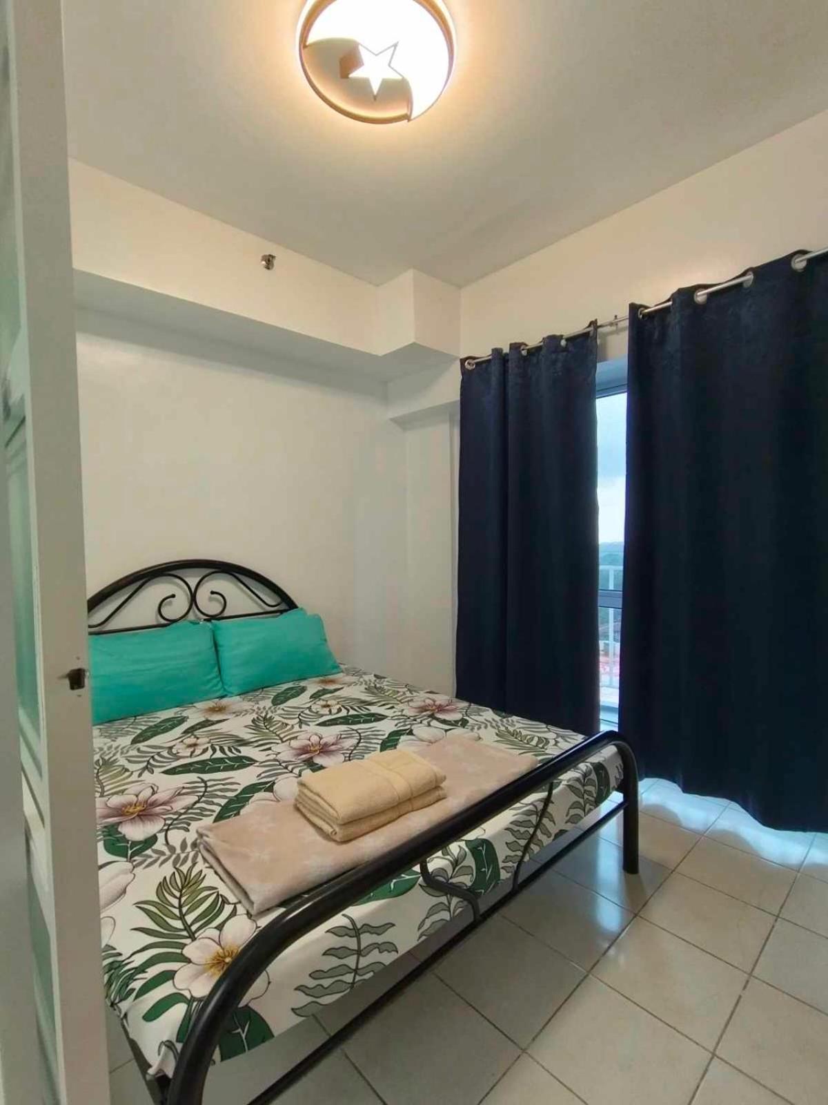 Cityland Tagaytay Taal Lake View City View Free Pool Parking Studios With Balcony Are City View Тагайтай Экстерьер фото